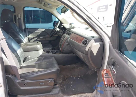 2011 Chevrolet Tahoe Lt из США, поврежденный, VIN 1GNSCBE02BR375513